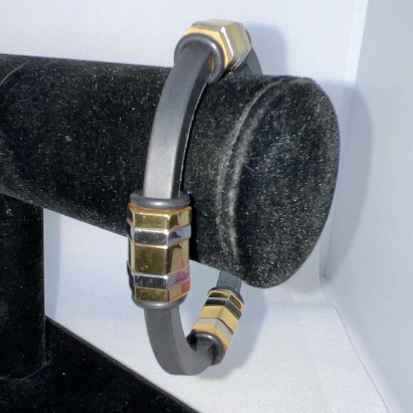 BLACK RUBBER GOLD SILVER STAINLESS STEEL BEADS CLASP BANGLE BRACELET 3” - Picture 2 of 8